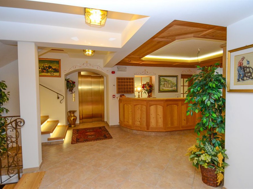 ホテル Stella Alpina