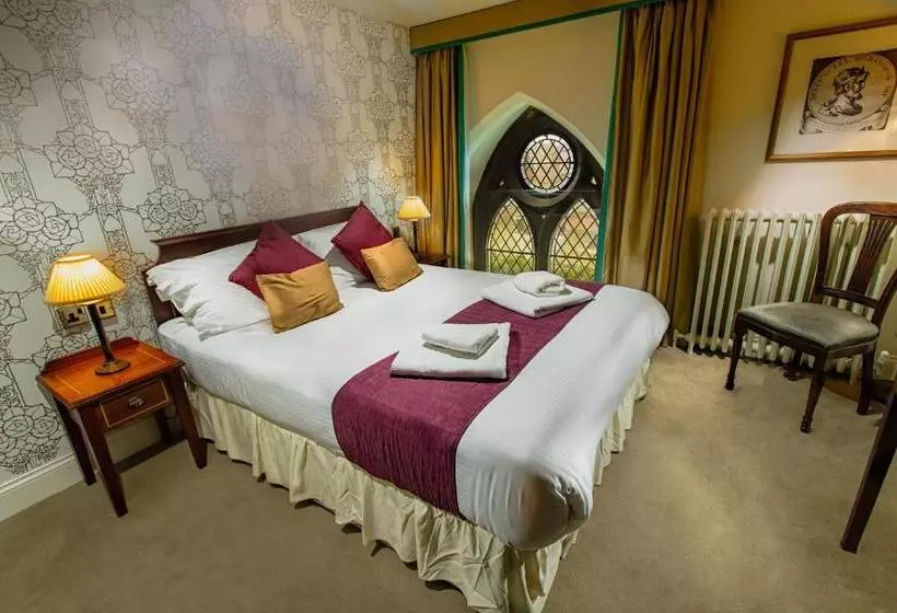 هتل The Old Palace Lodge