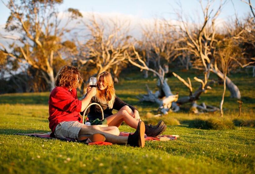 فندق Thredbo Alpine