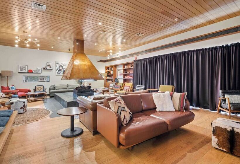 فندق Thredbo Alpine