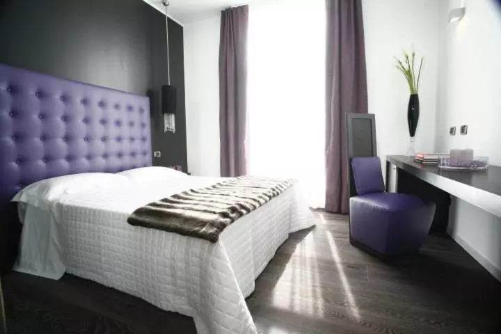 膳宿费 In Lounge Room