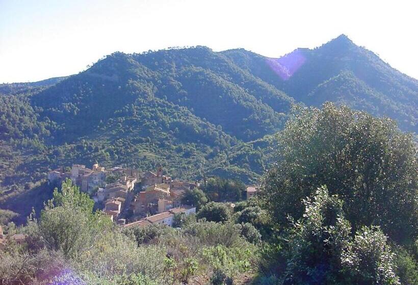 هاستل Apartament La Trilla