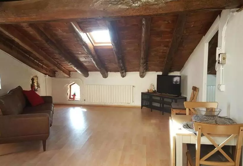 هاستل Apartament La Trilla