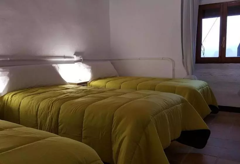 هاستل Apartament La Trilla