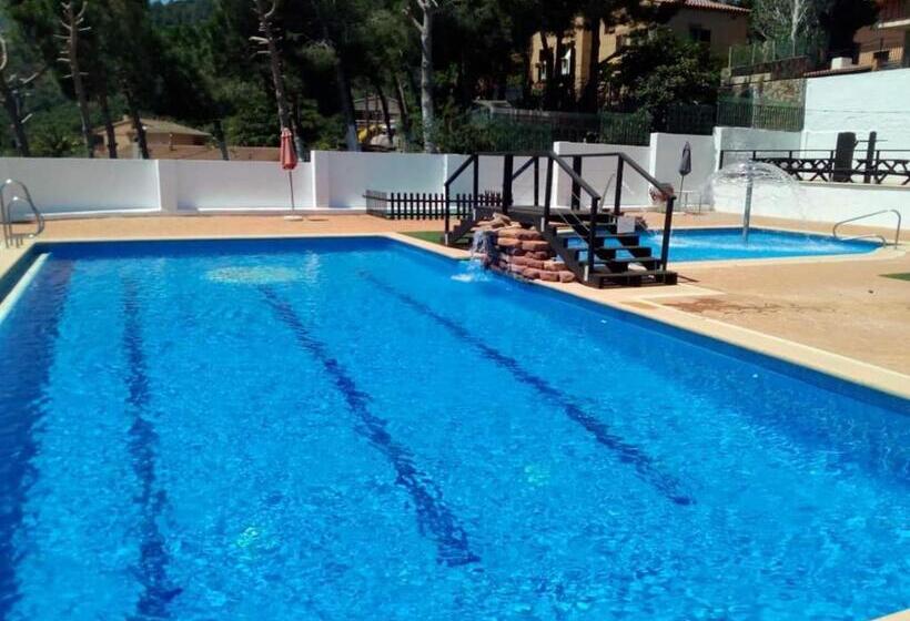 هاستل Apartament La Trilla