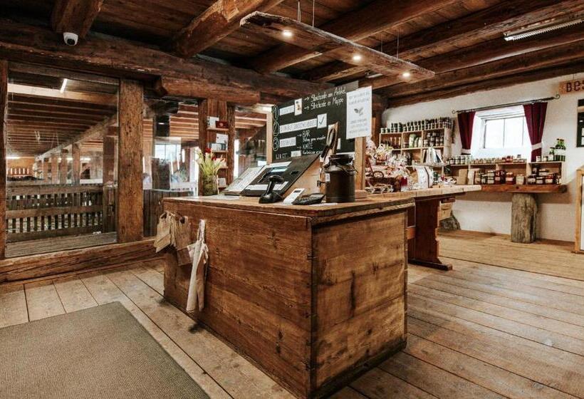 فندق Adelwöhrer Bauernhaus