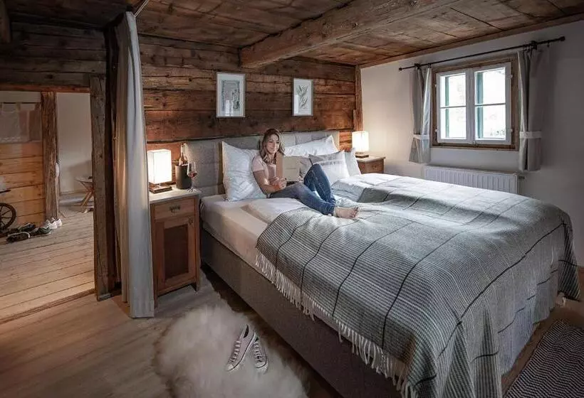 ホテル Adelwöhrer Bauernhaus