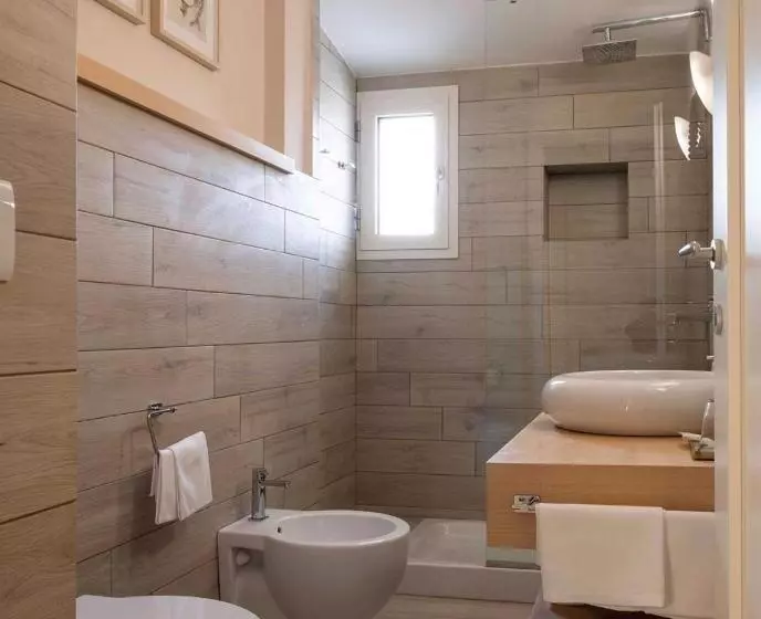 تختخواب و صبحانه Welchome Charming House