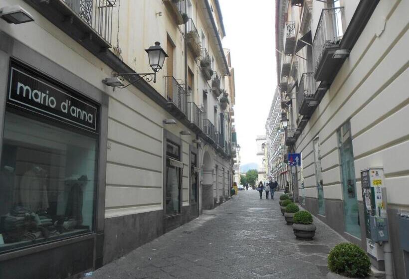 تختخواب و صبحانه Welchome Charming House