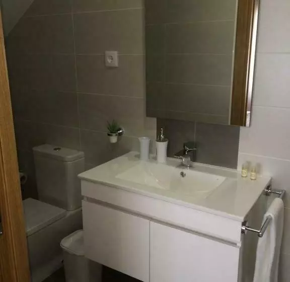 پانسیون Casinha Do Rossio