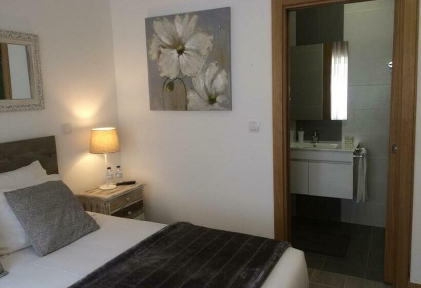 بنسيون Casinha Do Rossio