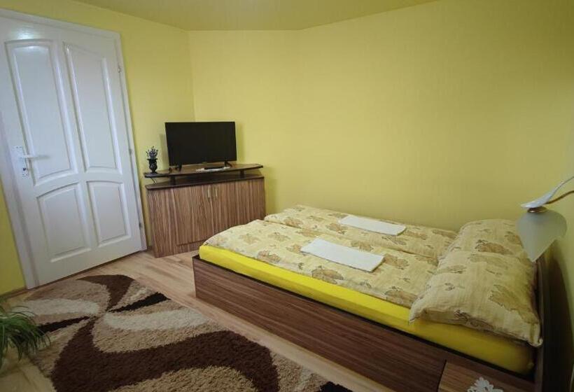 펜션 Gabriella Vendégház