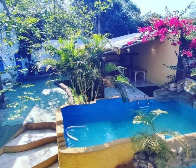 بنسيون Villa Almm