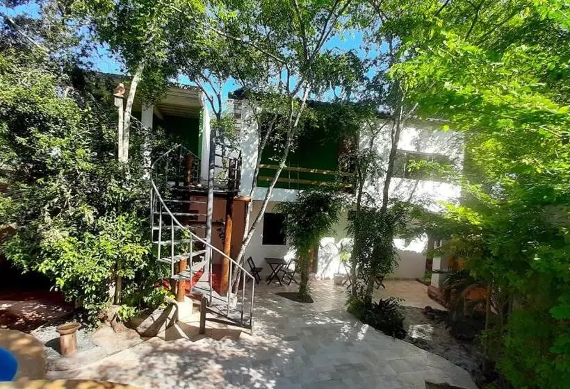 ペンション Villa Almm