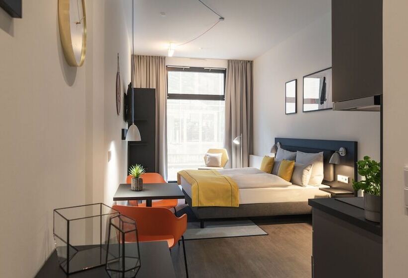 Acora Berlin Living The City