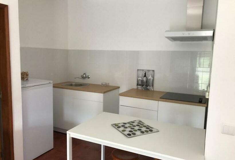 مبيت وإفطار Europa Apart