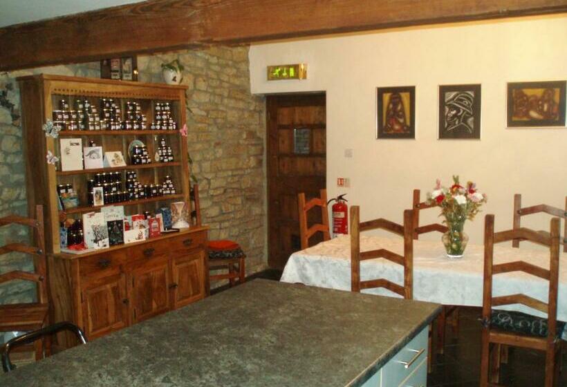 مبيت وإفطار Foxhill Barn