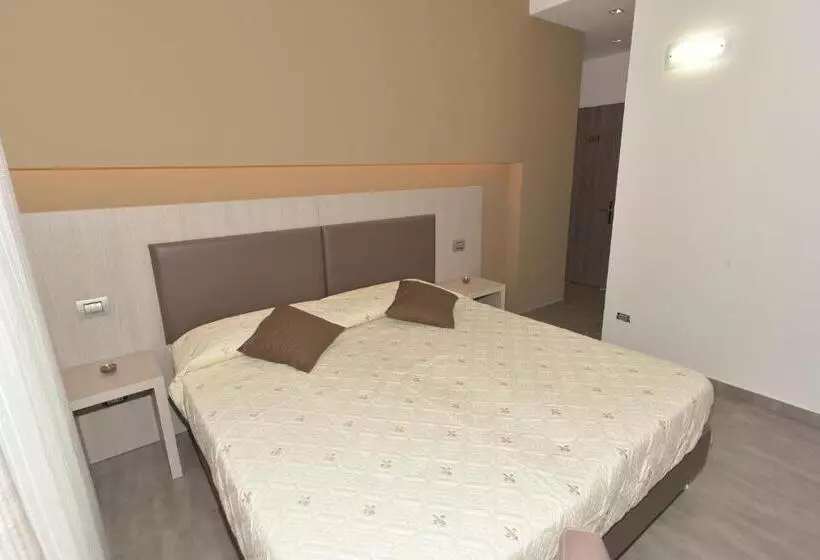 پانسیون Eden Rooms