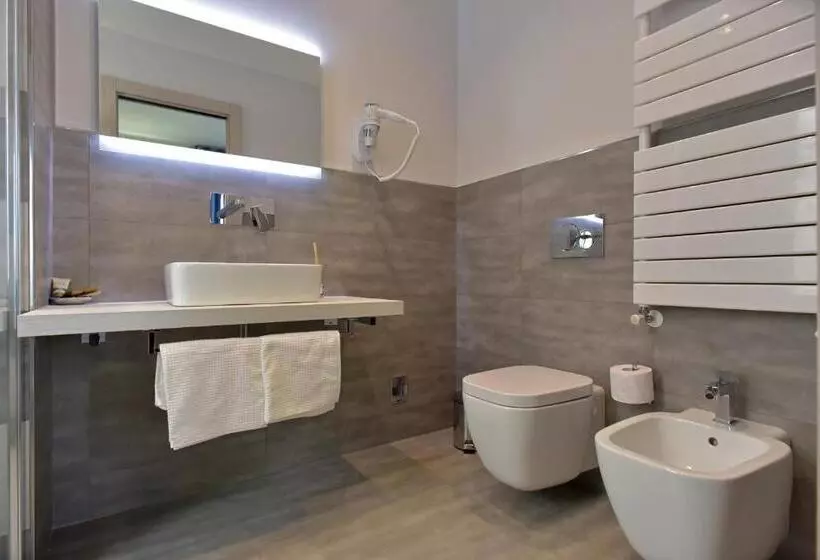 پانسیون Eden Rooms
