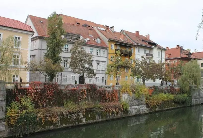 پانسیون Emona Guesthouse Ljubljana
