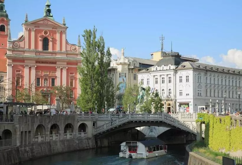 پانسیون Emona Guesthouse Ljubljana