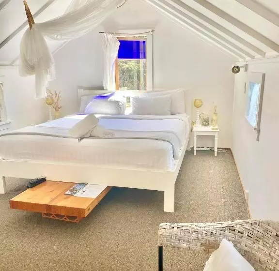 Majatalo Waiheke Island Guesthouse