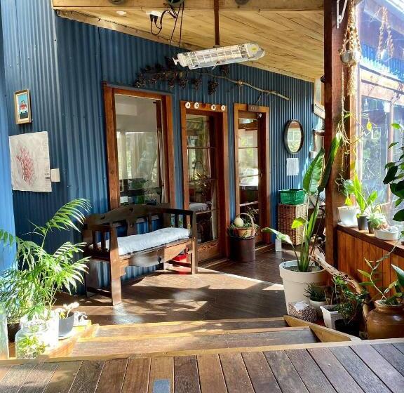 Пансион Waiheke Island Guesthouse