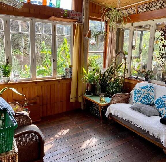 Пансион Waiheke Island Guesthouse