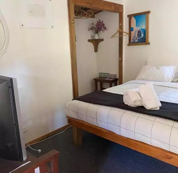 Majatalo Waiheke Island Guesthouse