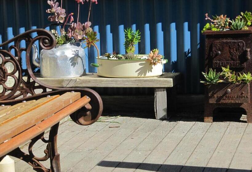 Пансион Waiheke Island Guesthouse