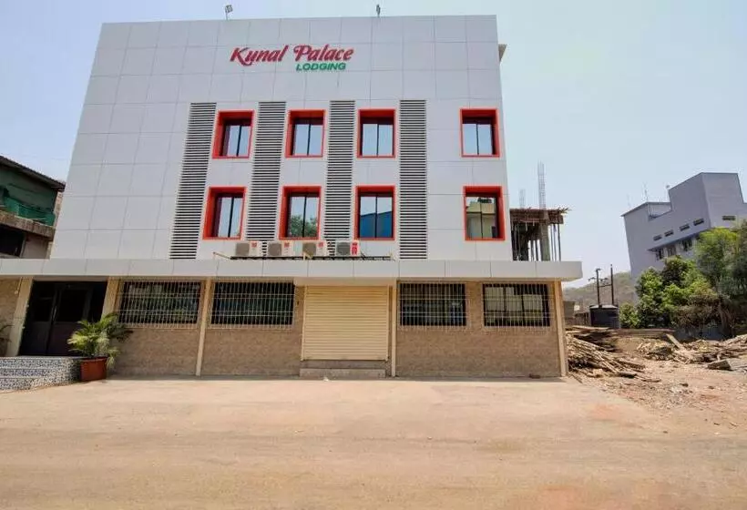 ホテル O Kunal Palace
