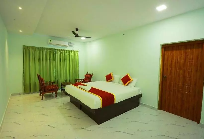 ホテル Rajeswari International