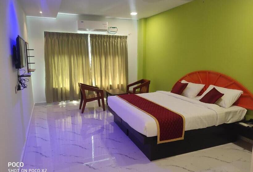 호텔 Rajeswari International