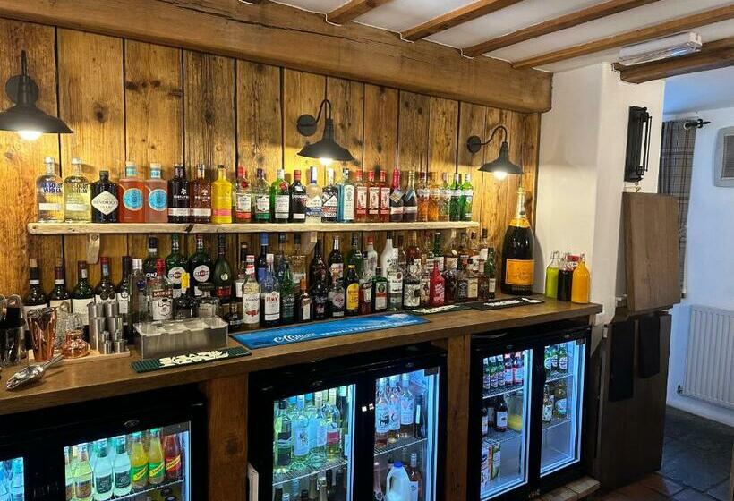 호텔 The White Hart Inn, Wilmington