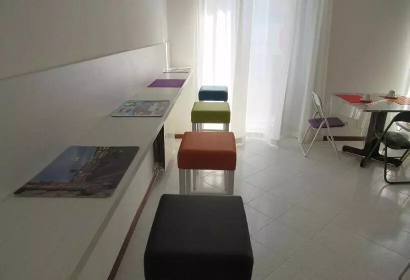 پانسیون Smart Rooms