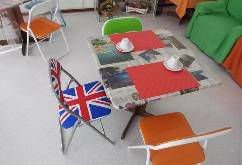 پانسیون Smart Rooms