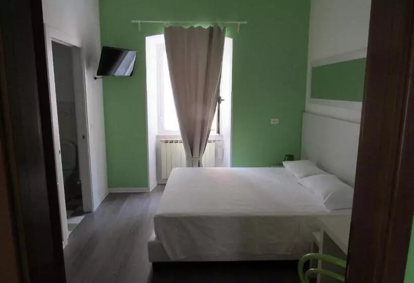 پانسیون Smart Rooms