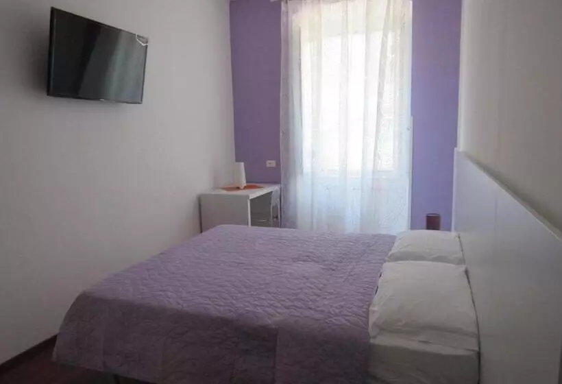 پانسیون Smart Rooms