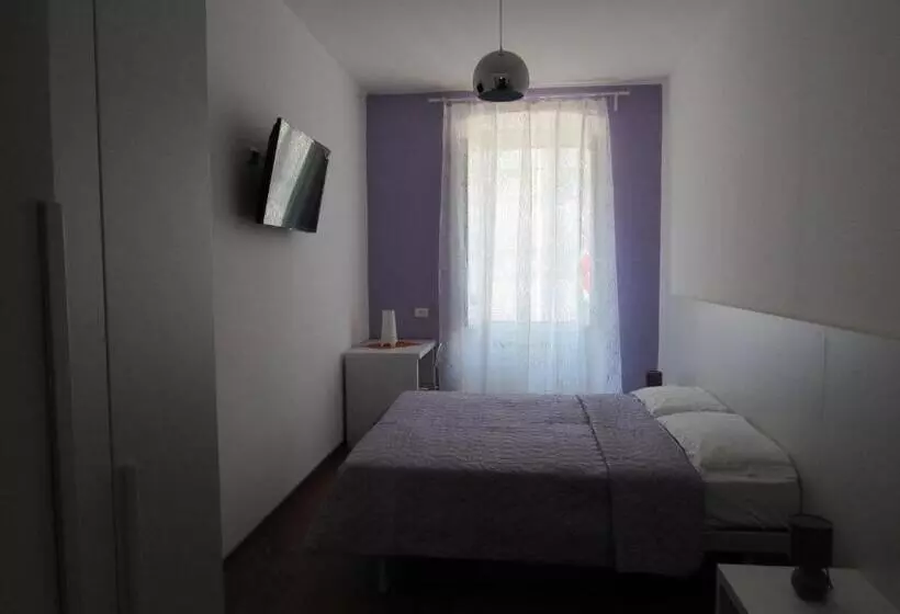 پانسیون Smart Rooms