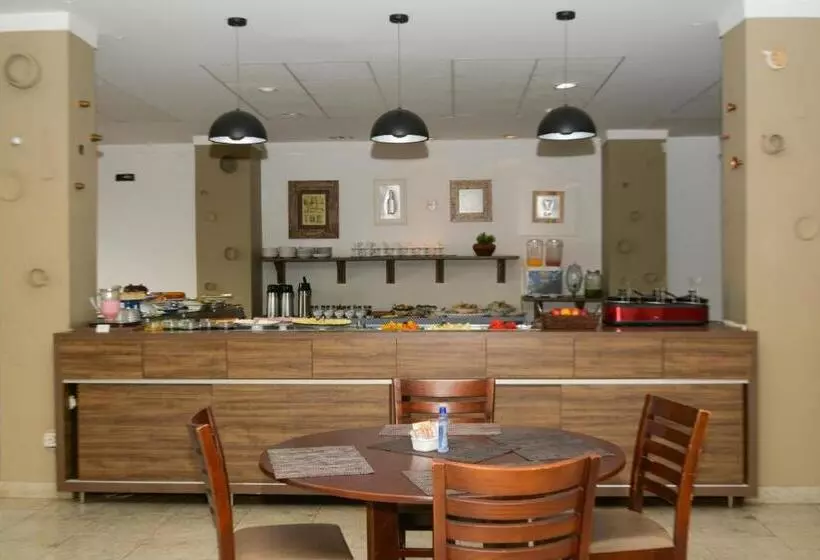 Bombonato Hotel   Fácil Acesso Ao Aeroporto E Parque De Exposições Abcz   By Up