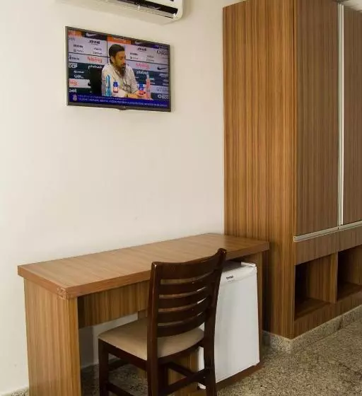 Bombonato Hotel   Fácil Acesso Ao Aeroporto E Parque De Exposições Abcz   By Up