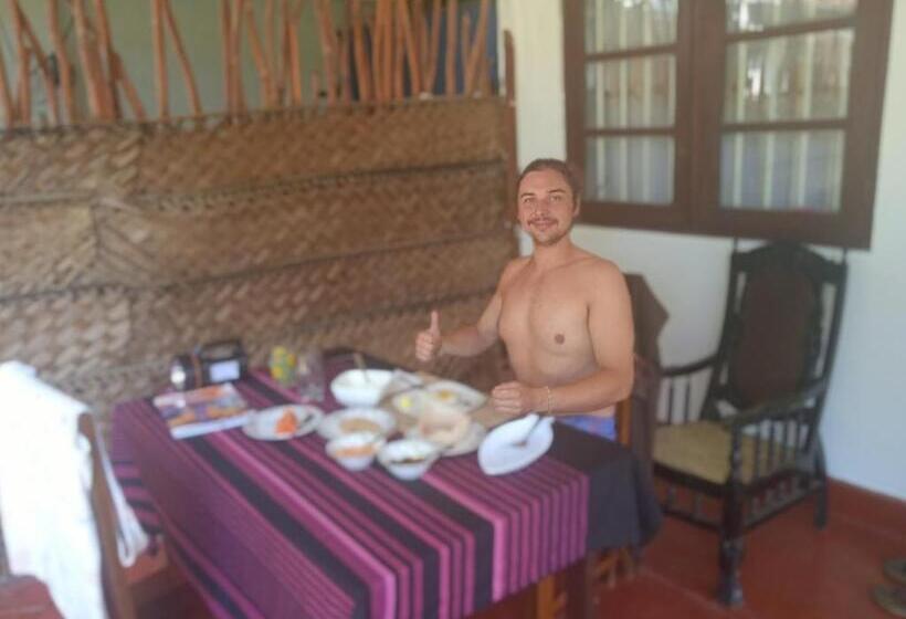 ペンション Green Garden Hiriketiya