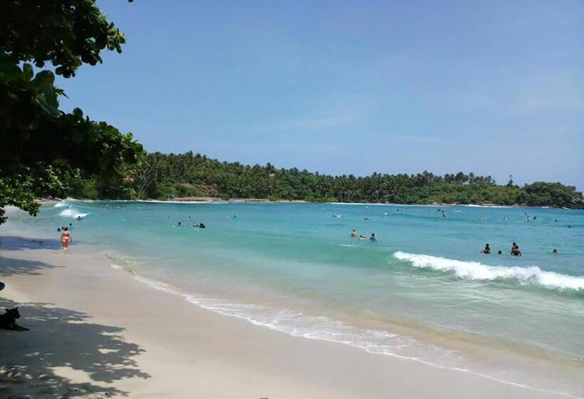 ペンション Green Garden Hiriketiya