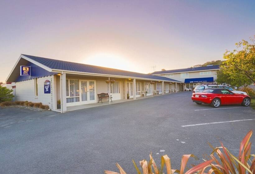 Aaa Thames Court Motel