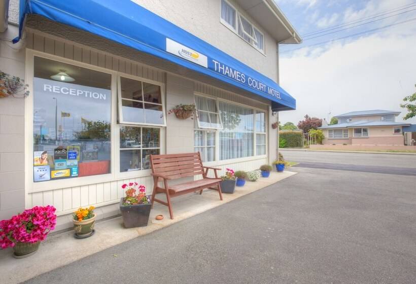 Aaa Thames Court Motel