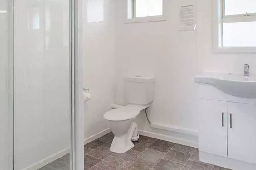 Aaa Thames Court Motel