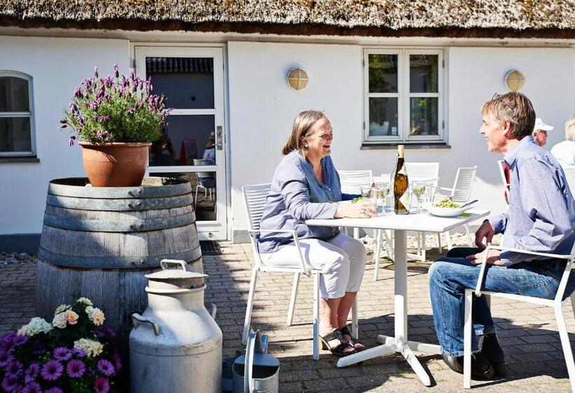 Общежитие Sankt Helene Feriecenter Tisvildeleje