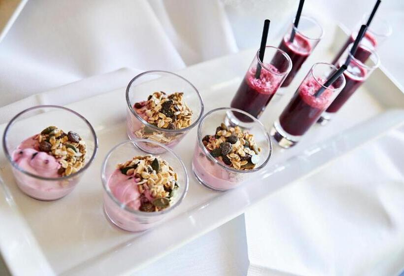 Общежитие Sankt Helene Feriecenter Tisvildeleje