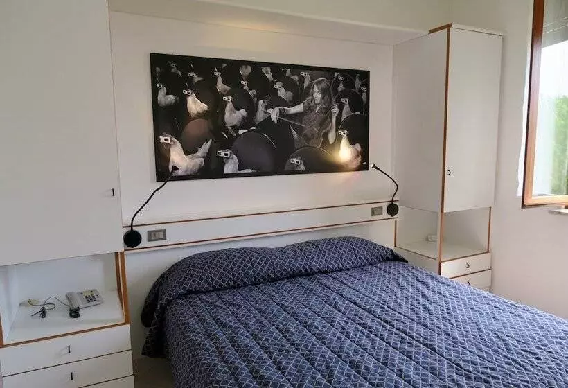 هتل Albergo Visconti