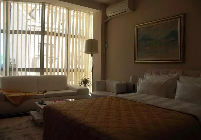 هتل Alexandar Lux